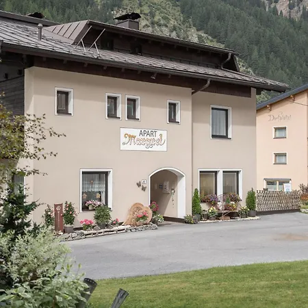 Bed and breakfast Haus Margret Sankt Leonhard im Pitztal