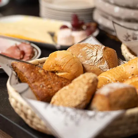 Haus Margret Bed & Breakfast Sankt Leonhard im Pitztal