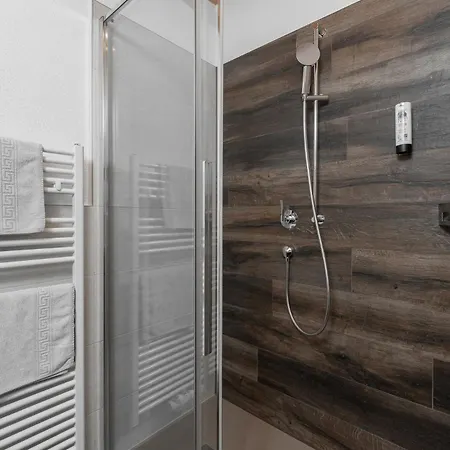Haus Margret 皮茨河谷圣莱昂哈德