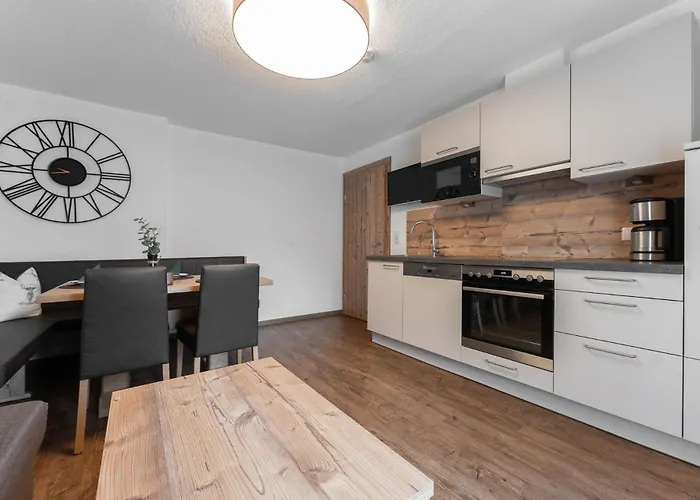 לינה וארוחת בוקר Haus Margret סנט לאונרד אים פיצטל