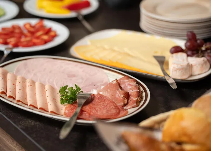 לינה וארוחת בוקר Haus Margret