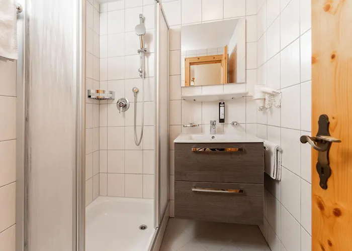 לינה וארוחת בוקר Haus Margret סנט לאונרד אים פיצטל